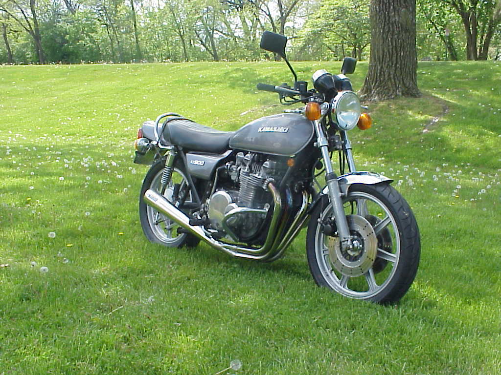 1976 KZ900A Redline Project 2002 - 2021